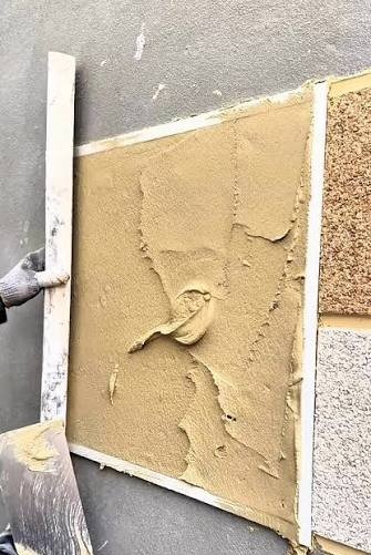 Application artisanale de pasta avec granulats de marbre